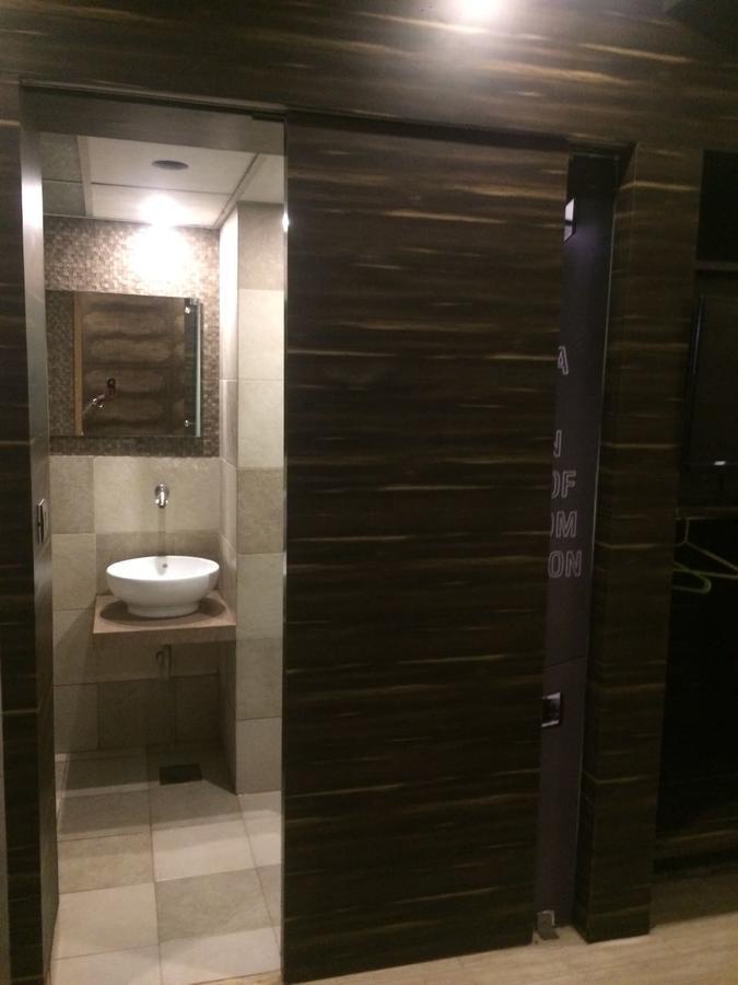Silver Sands Beach Resort Даман Экстерьер фото