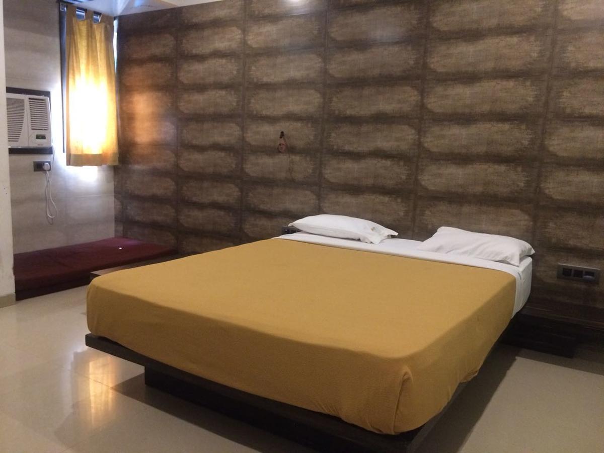 Silver Sands Beach Resort Даман Экстерьер фото